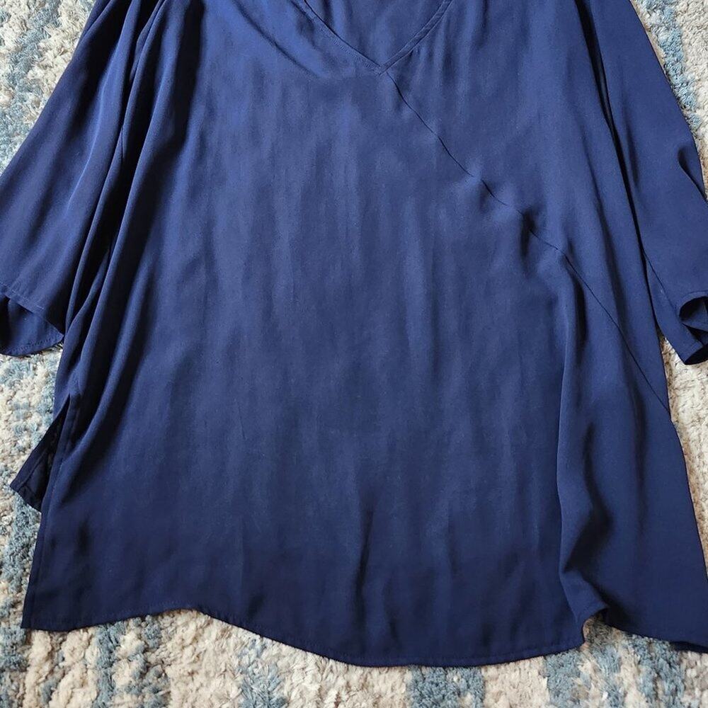 Bellatrix Navy Blue Blouse || Medium EUC - Picture 5 of 11